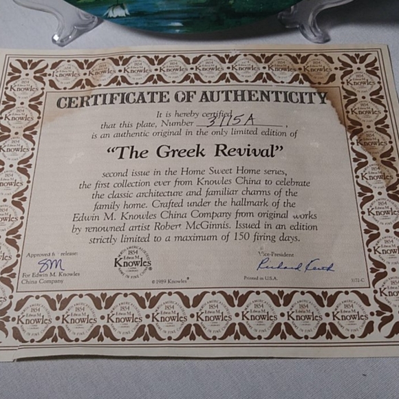 Knowles China Plate "The Greek Revival" Decorative Plate - Picture 4 of 9